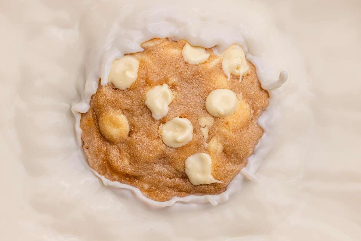 laura-todd-big-moelleux-chocowhite-cookie-blanc-bo-te-de-5 image 1