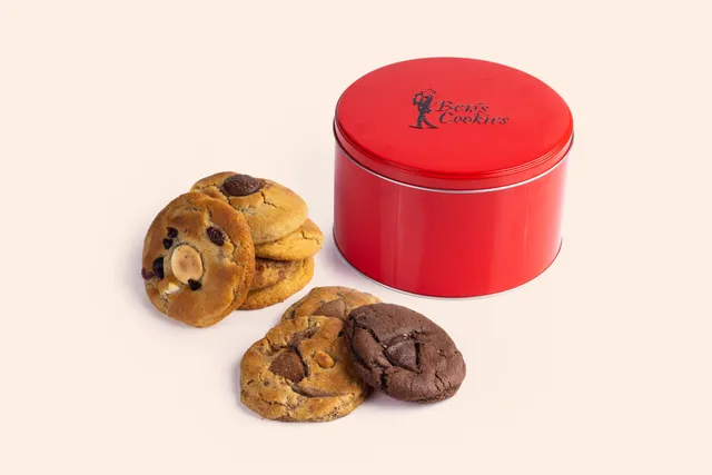 ben-s-cookies-large-gift-tin-bo-te-cadeau-cookies image 1