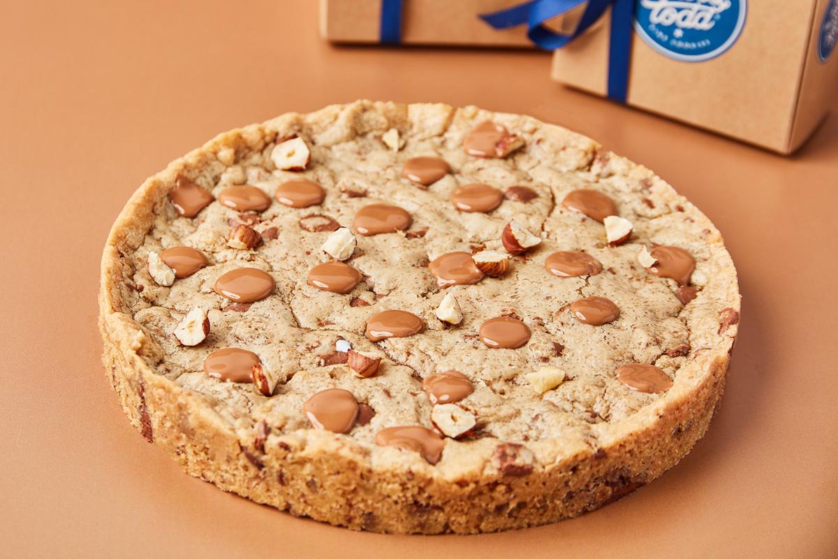 laura-todd-cookie-g-ant-8-parts-cookie-850g-1-saveur image 1